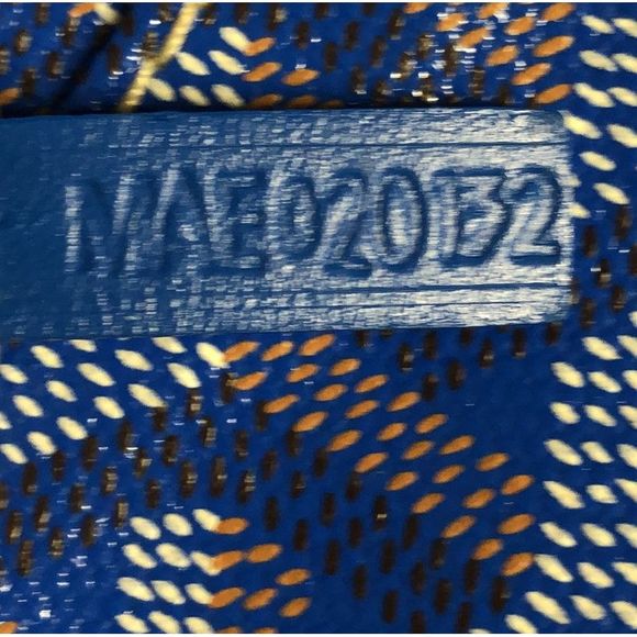 Goyard Saint Louis Tote Coated Canvas PM Blue - Picture 8 of 8